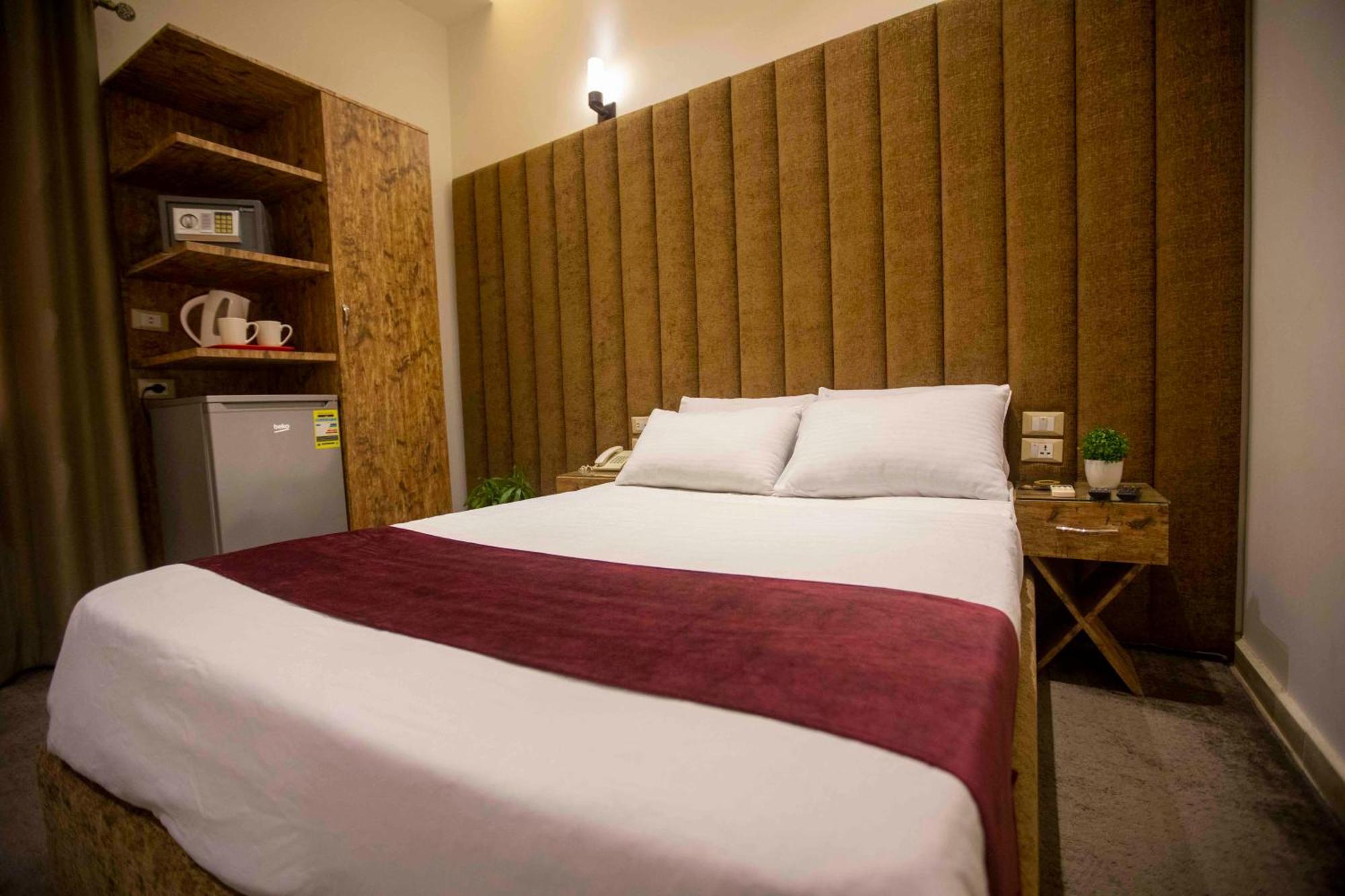 B&G Vlncia Hotel Dontown Kair Zewnętrze zdjęcie